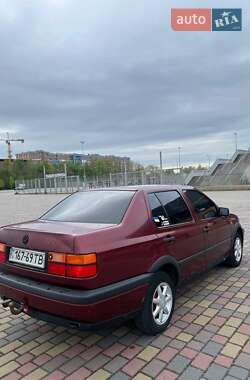 Седан Volkswagen Vento 1993 в Львове