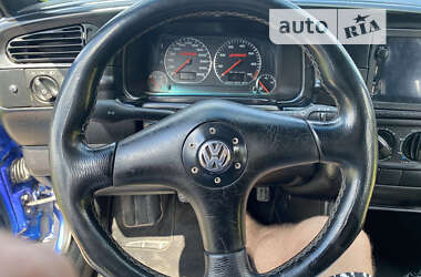 Седан Volkswagen Vento 1992 в 