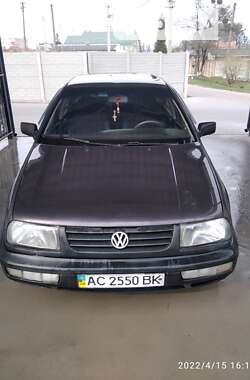 Седан Volkswagen Vento 1993 в Здолбуніві