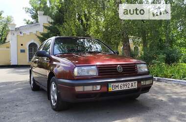 Седан Volkswagen Vento 1993 в Сумах