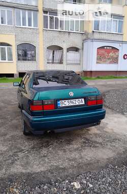 Седан Volkswagen Vento 1997 в Новояворівську