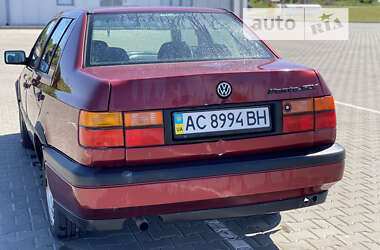 Седан Volkswagen Vento 1994 в Горохові