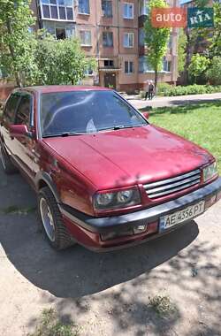 Седан Volkswagen Vento 1995 в Кривом Роге