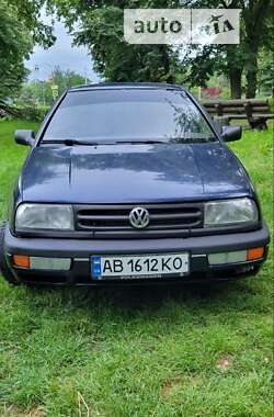 Седан Volkswagen Vento 1992 в Літині