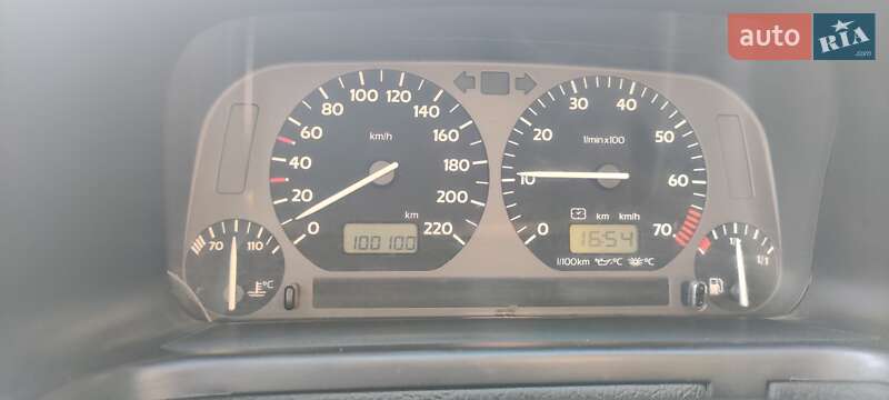 Седан Volkswagen Vento 1997 в Львові