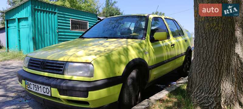 Седан Volkswagen Vento 1997 в Львові