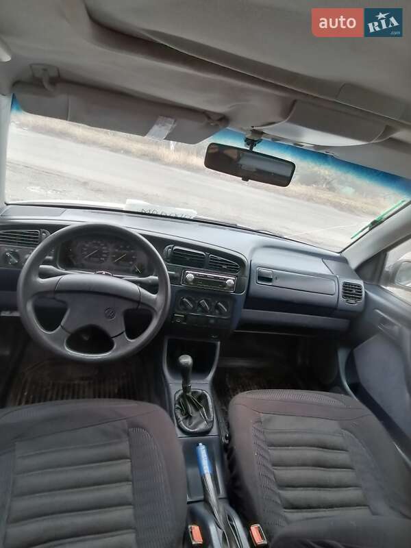 Седан Volkswagen Vento 1993 в Константиновке (Краматорского района)