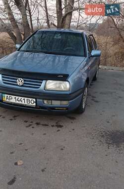 Седан Volkswagen Vento 1993 в Запорожье