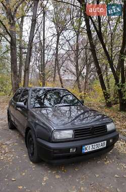 Седан Volkswagen Vento 1992 в Обухове