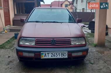 Седан Volkswagen Vento 1993 в Ивано-Франковске