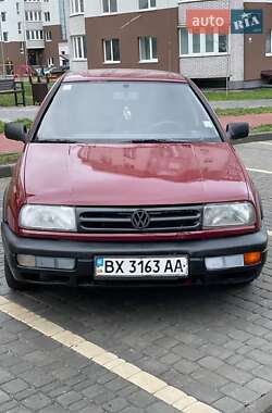 Седан Volkswagen Vento 1993 в Виннице