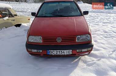 Седан Volkswagen Vento 1993 в Львові