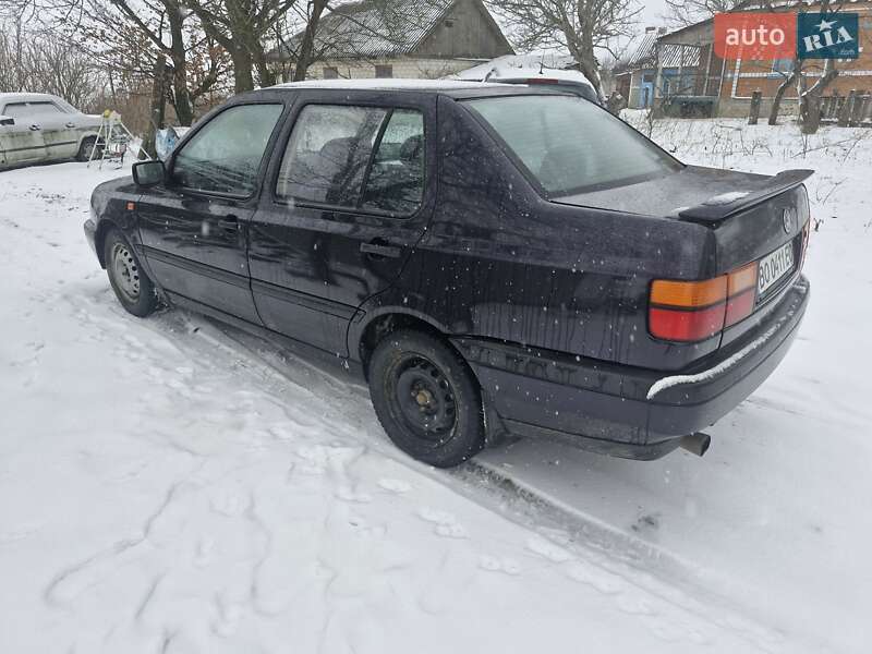 Седан Volkswagen Vento 1993 в Рівному фото 3 Седан Volkswagen Vento 1993 в Рівному