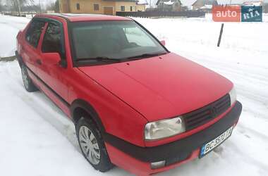 Седан Volkswagen Vento 1993 в Мостиській