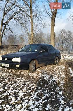 Седан Volkswagen Vento 1997 в Кадубівцях