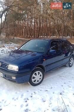 Седан Volkswagen Vento 1993 в Краснокутську