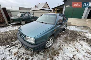 Седан Volkswagen Vento 1994 в Сторожинці