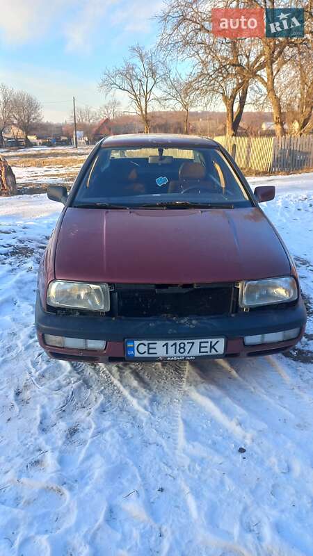 Седан Volkswagen Vento 1993 в 