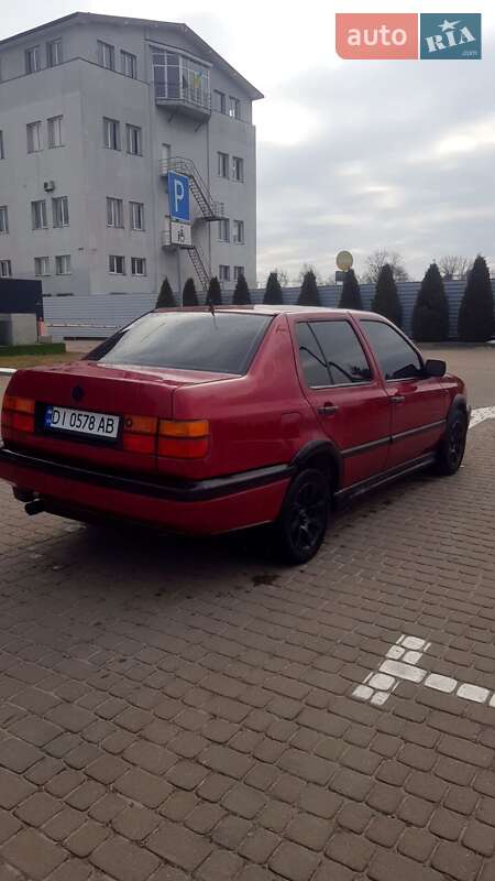 Седан Volkswagen Vento 1994 в Львове