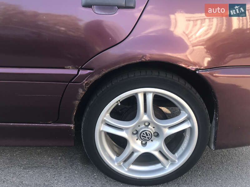 Седан Volkswagen Vento 1995 в Виннице