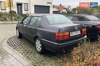 Седан Volkswagen Vento 1994 в Львові