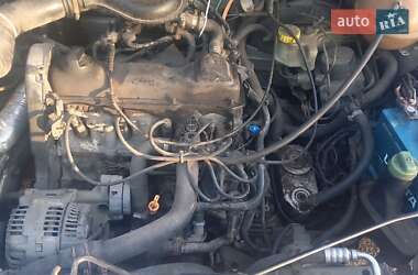 Седан Volkswagen Vento 1998 в 