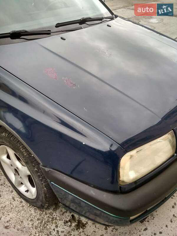 Седан Volkswagen Vento 1996 в Стрию