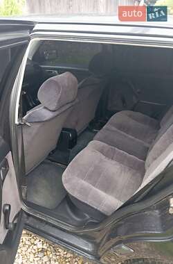 Седан Volkswagen Vento 1993 в 