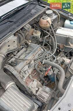 Седан Volkswagen Vento 1993 в 