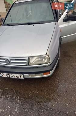 Седан Volkswagen Vento 1998 в Надворной