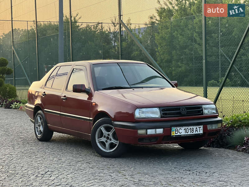 Volkswagen Vento 1993
