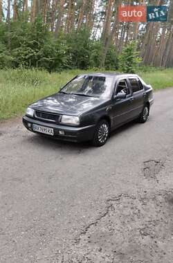 Седан Volkswagen Vento 1993 в Краснокутську