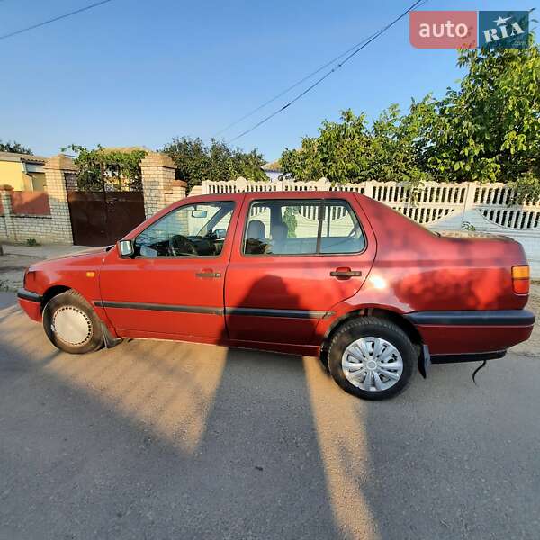 Седан Volkswagen Vento 1993 в Миколаєві фото 4 Седан Volkswagen Vento 1993 в Миколаєві