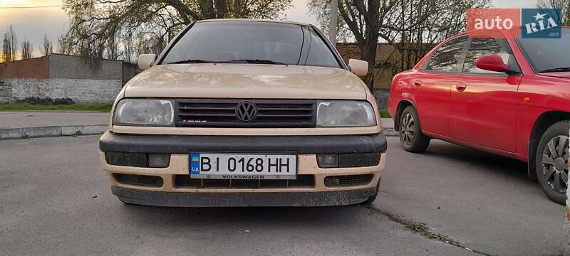 Седан Volkswagen Vento 1994 в Кременчуге