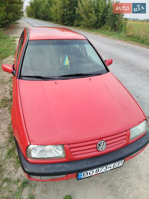 Седан Volkswagen Vento 1996 в Збаражі