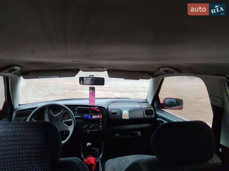 Седан Volkswagen Vento 1996 в Нововолынске