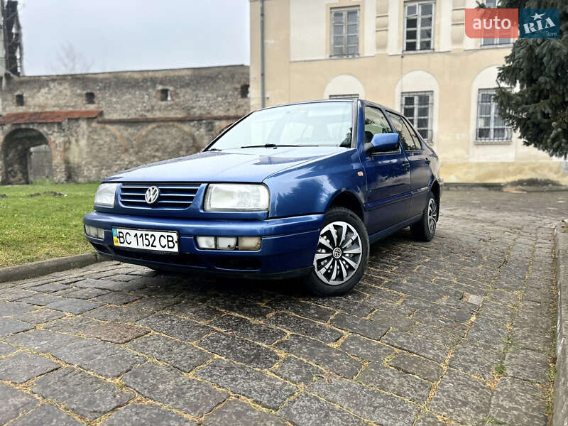 Седан Volkswagen Vento 1996 в Жовкве фото 2 Седан Volkswagen Vento 1996 в Жовкве