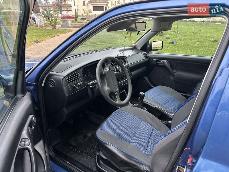 Седан Volkswagen Vento 1996 в Жовкве фото 5 Седан Volkswagen Vento 1996 в Жовкве