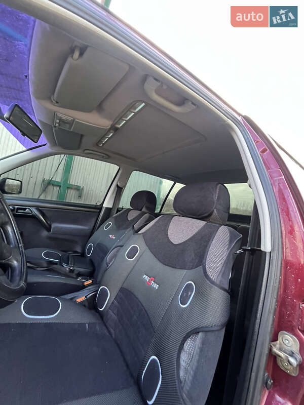 Седан Volkswagen Vento 1995 в Черновцах