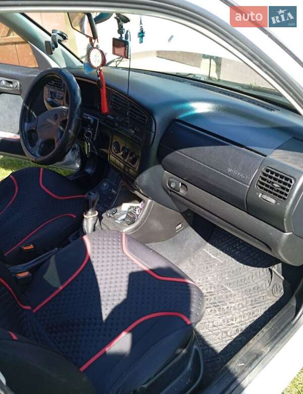 Седан Volkswagen Vento 1996 в Моршине фото 10 Седан Volkswagen Vento 1996 в Моршине