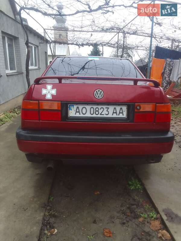Седан Volkswagen Vento 1993 в Ужгороді