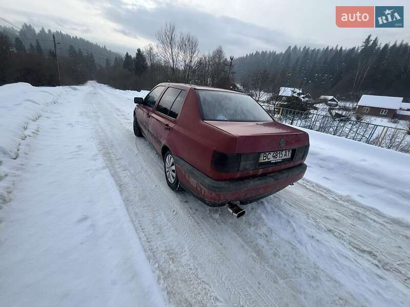 Седан Volkswagen Vento 1994 в Самборе фото 3 Седан Volkswagen Vento 1994 в Самборе