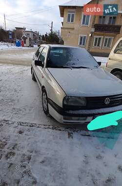 Седан Volkswagen Vento 1991 в Львові