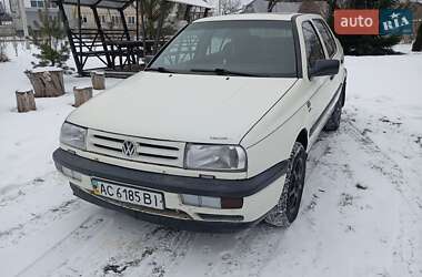 Седан Volkswagen Vento 1993 в Ратным