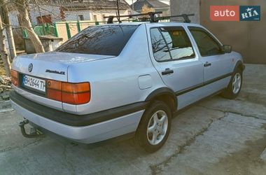 Седан Volkswagen Vento 1992 в Подільську