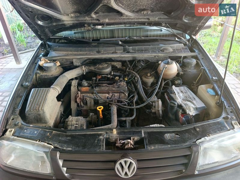 Седан Volkswagen Vento 1994 в Хмельнике