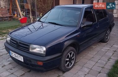Седан Volkswagen Vento 1995 в Ивано-Франковске