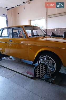 Седан Volvo 240 1975 в Івано-Франківську