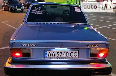 Седан Volvo 244 1978 в Киеве