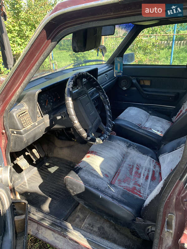 Седан Volvo 244 1981 в Николаеве